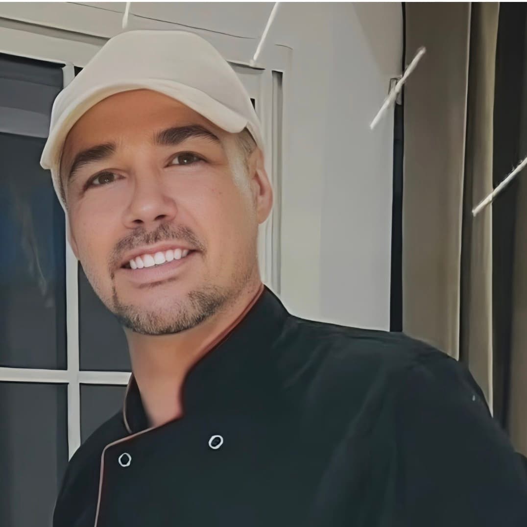 Chef Michael, chef spécialisé en cuisine française à domicile à Villeneuve-Loubet
