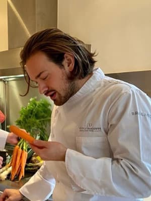 Chef Lucas, chef spécialisé en cuisine française à domicile à Neuilly-sur-Seine