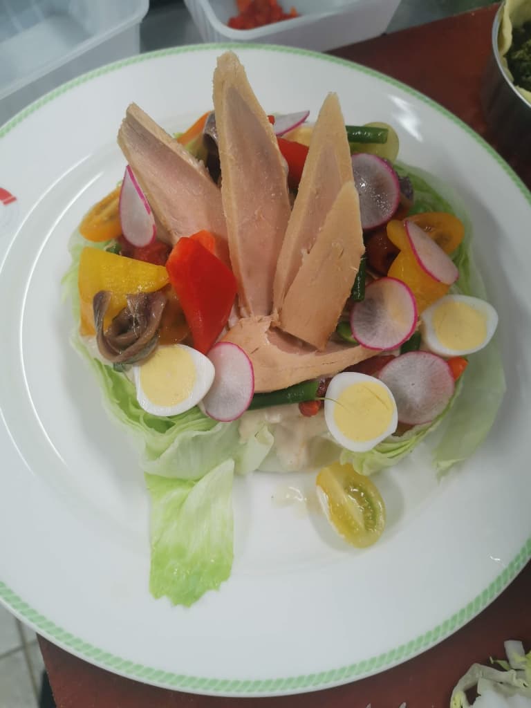 Plat de Chef Mouradonachef : Nissa Bella