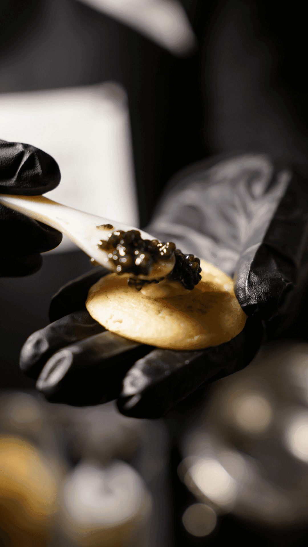 Plat de Chef Cheffe Caviar : Dégustation de caviar en déambulation : formule prestige