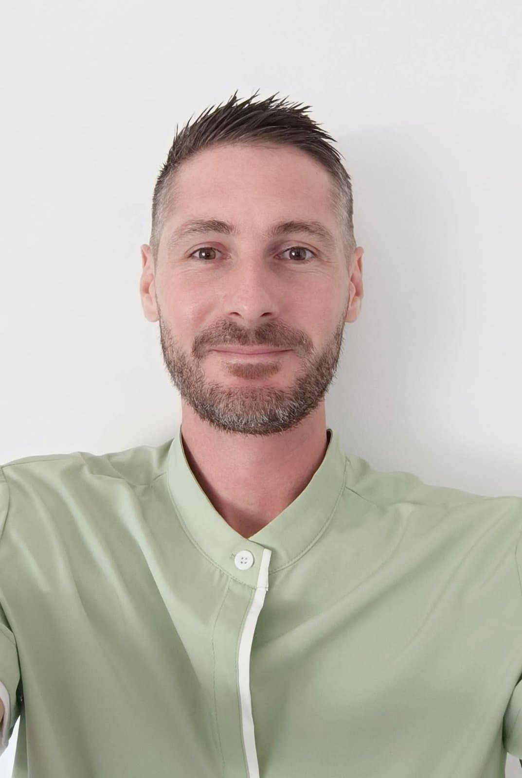 Florian Ollivier, chef spécialisé en cuisine chef à domicile à domicile à Mandelieu la Napoule