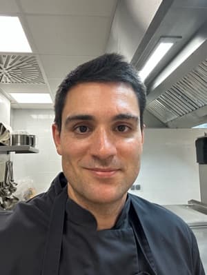 Chef Logan, chef spécialisé en cuisine asiatique à domicile à L'Haÿ-les-Roses