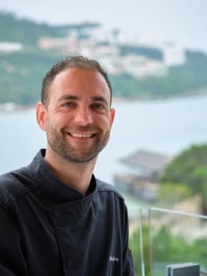 Chef Timothe, chef spécialisé en cuisine française à domicile à Nice