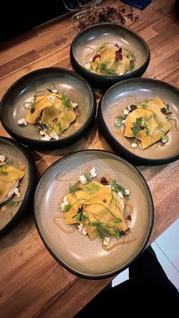 Plat de Chef Cheffe Alexandra Et Auguste : Le menu du mois