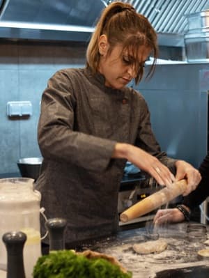 Chef Émilie, chef spécialisé en cuisine asiatique à domicile à Annonay