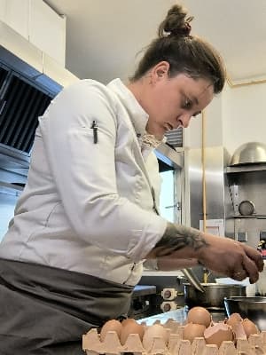 Chef Gladys, chef spécialisé en cuisine française à domicile à Ambarès-et-Lagrave
